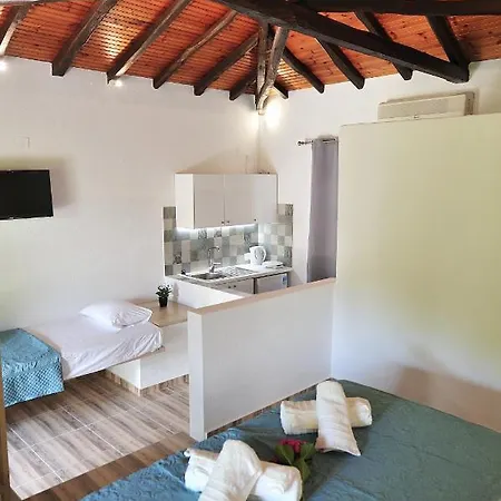 Apartament Elizabeth Platanias (Skiathos)